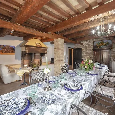 Holiday home Amazing In -pu- With Kitchen