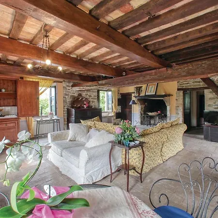 Amazing In -pu- With Kitchen Holiday home