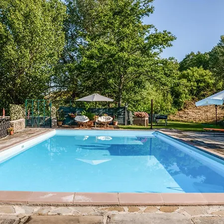 Vakantiehuis Lovely In -pu- *
